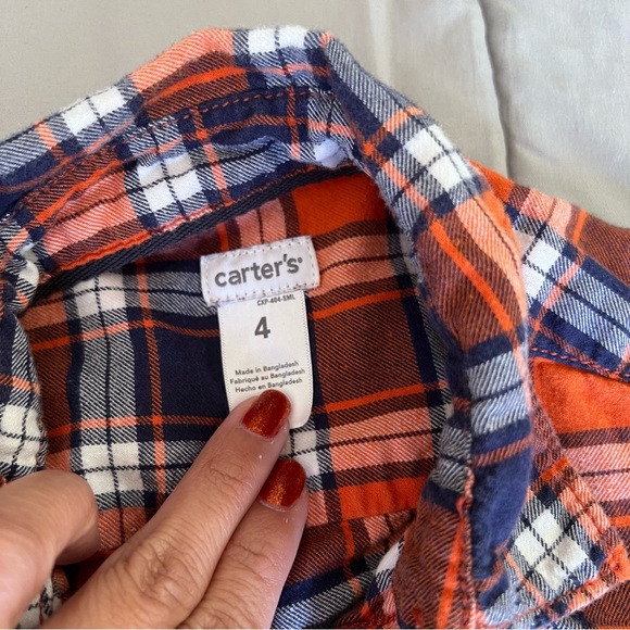 Lot of 2 Boys Button up shirt - 1 Children’s Place & 1 Carters Size 4T - Picture 6 of 10